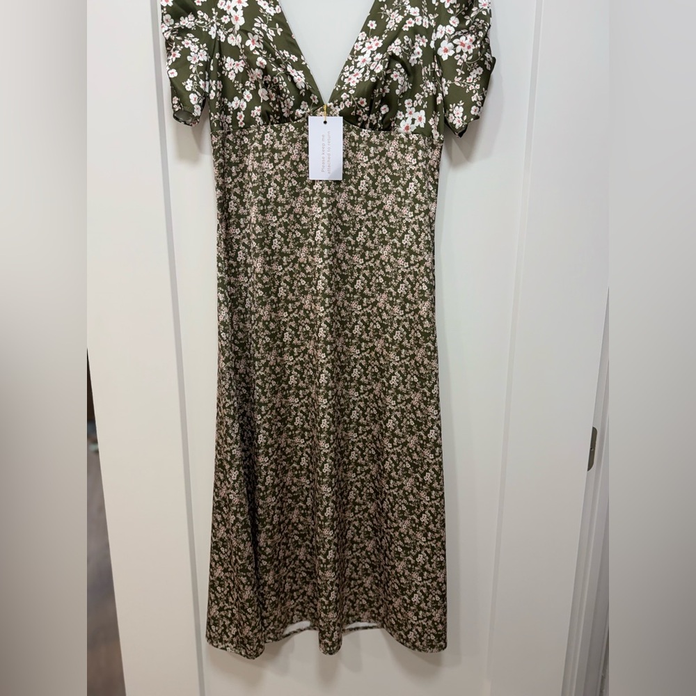 Backyard Roses Kristina Dress NWT - Picture 7 of 14